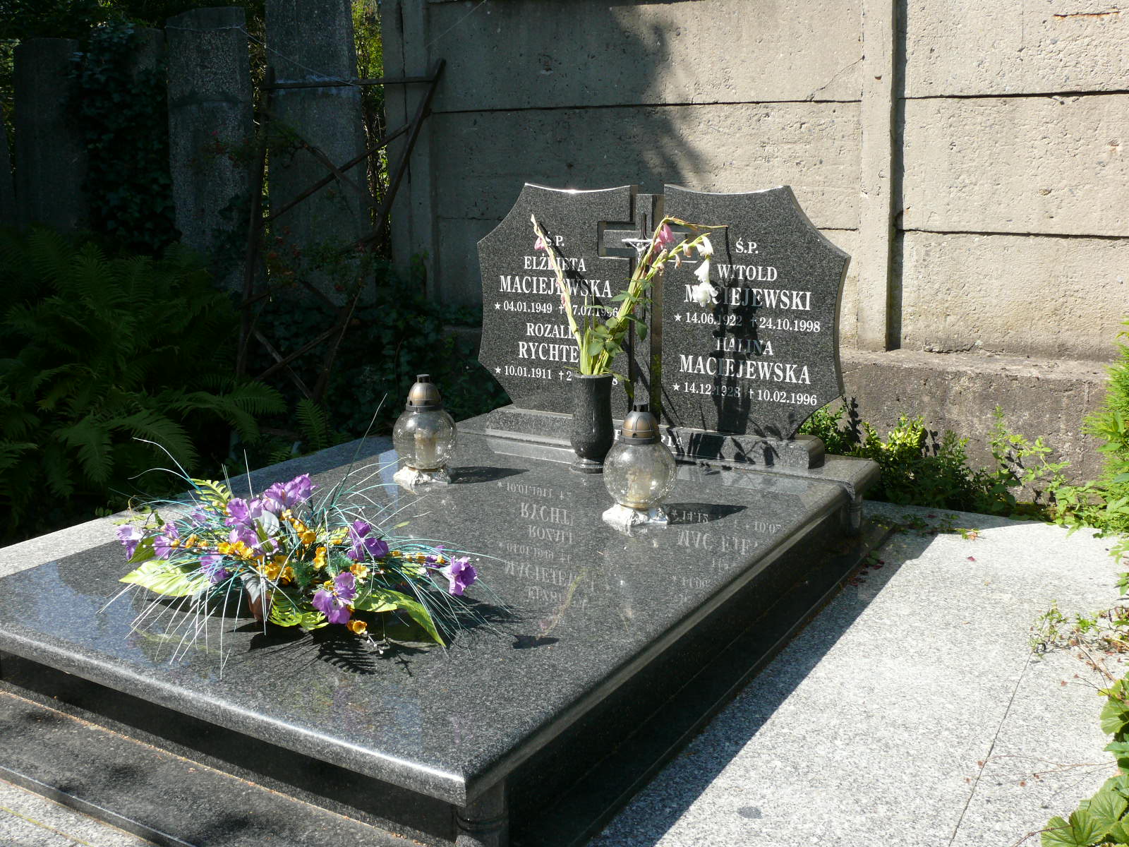 Grób Elżbieta Maciejewska